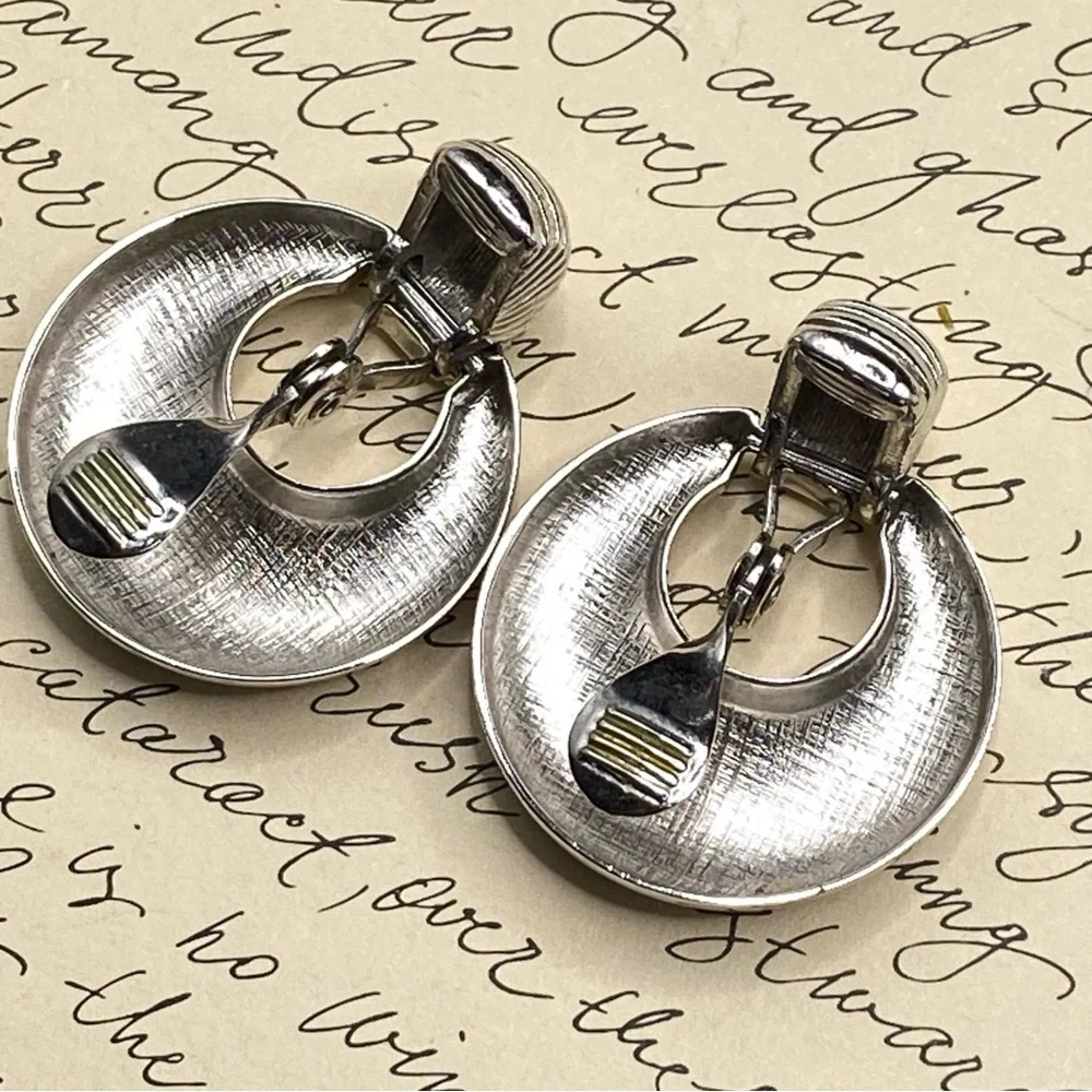 MONET Vintage Clip On Door Knocker Silver Tone Earrings - Picture 5 of 7